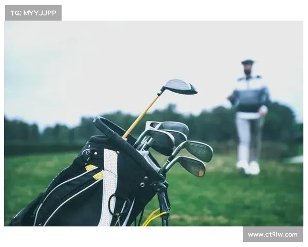 高尔夫初学者必读：从零基础到入门技巧的全面指南